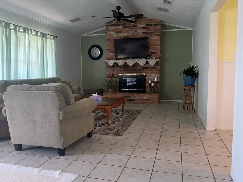 14261 Wortham Bend Road China Spring TX 76633