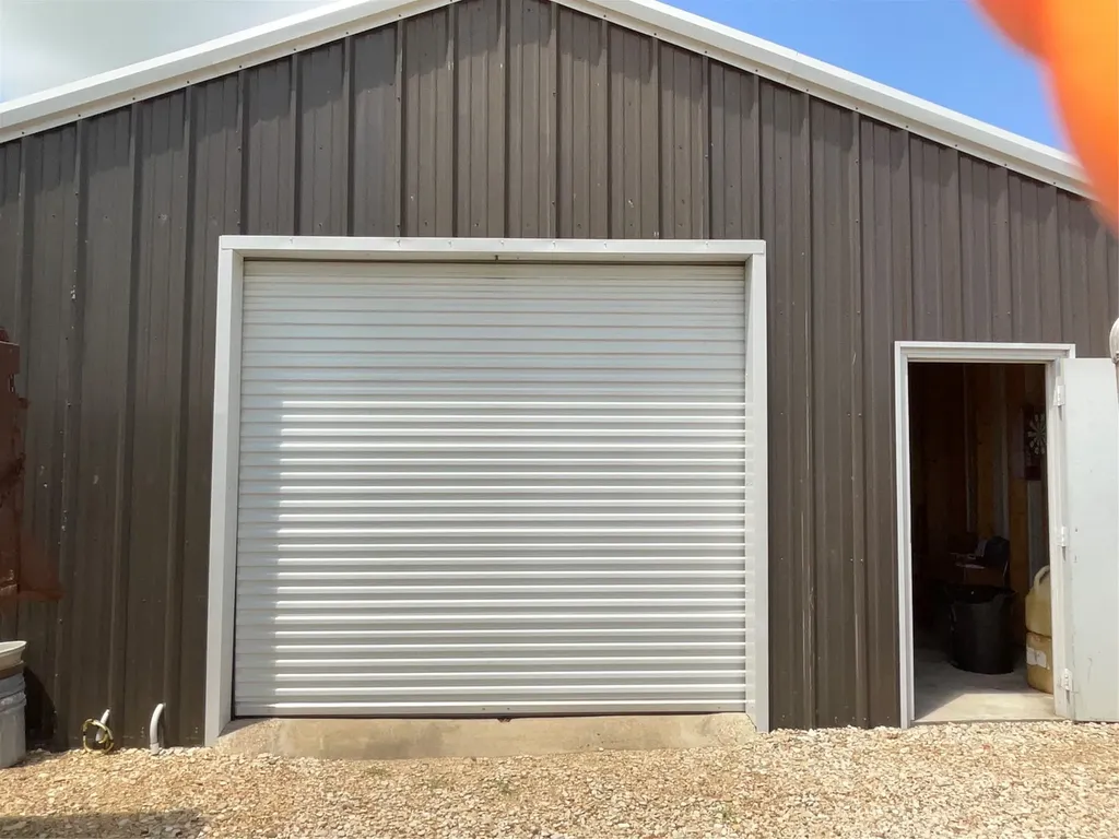 14261 Wortham Bend Road China Spring TX 76633