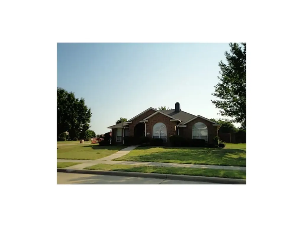 123 E Clubview Circle E Murphy TX 75094