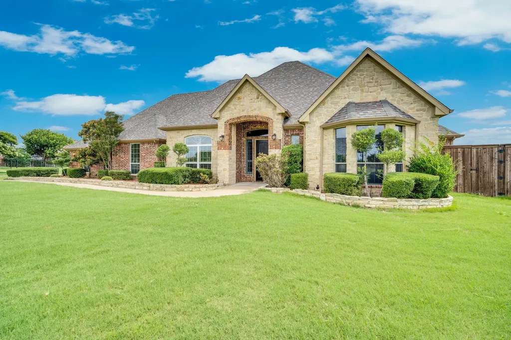 3133 Belmont Lane Terrell TX 75160