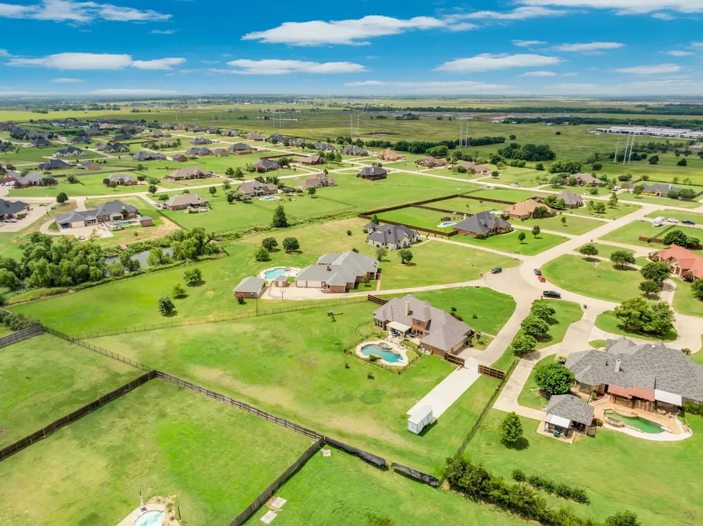 3133 Belmont Lane Terrell TX 75160