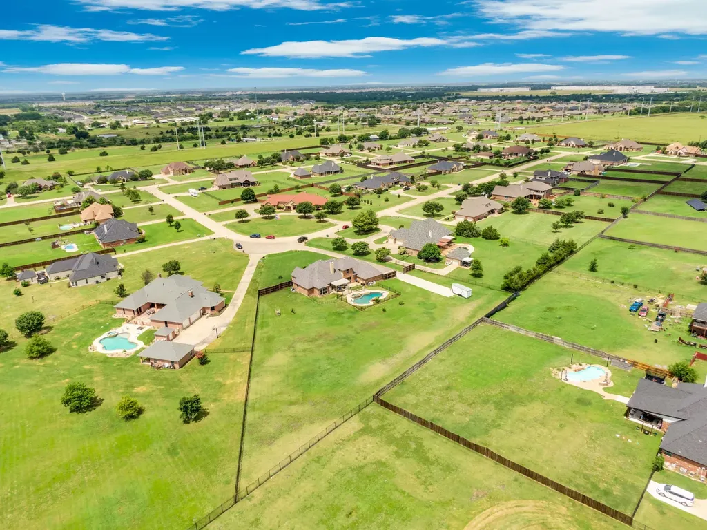 3133 Belmont Lane Terrell TX 75160