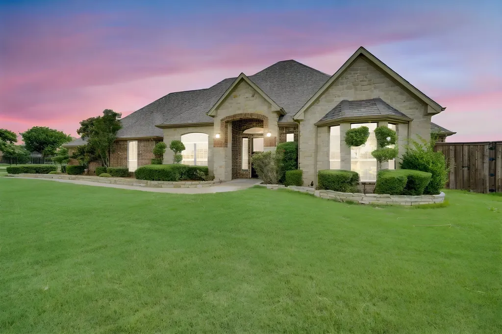 3133 Belmont Lane Terrell TX 75160