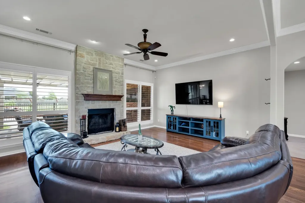 3133 Belmont Lane Terrell TX 75160