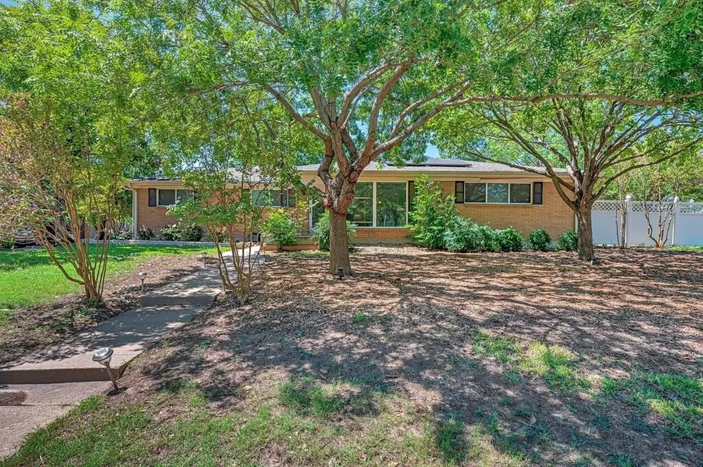 1732 Hilltop Drive Waco TX 76710