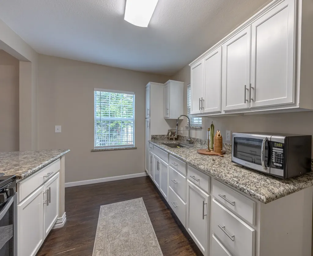 2705 Yucca Avenue Fort Worth TX 76111
