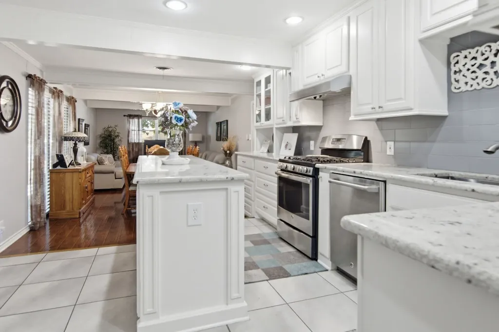 4100 Big Bend Trail Lake Worth TX 76135