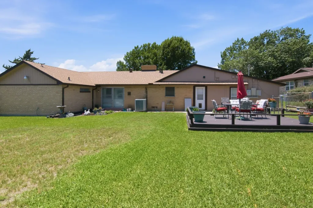 4100 Big Bend Trail Lake Worth TX 76135