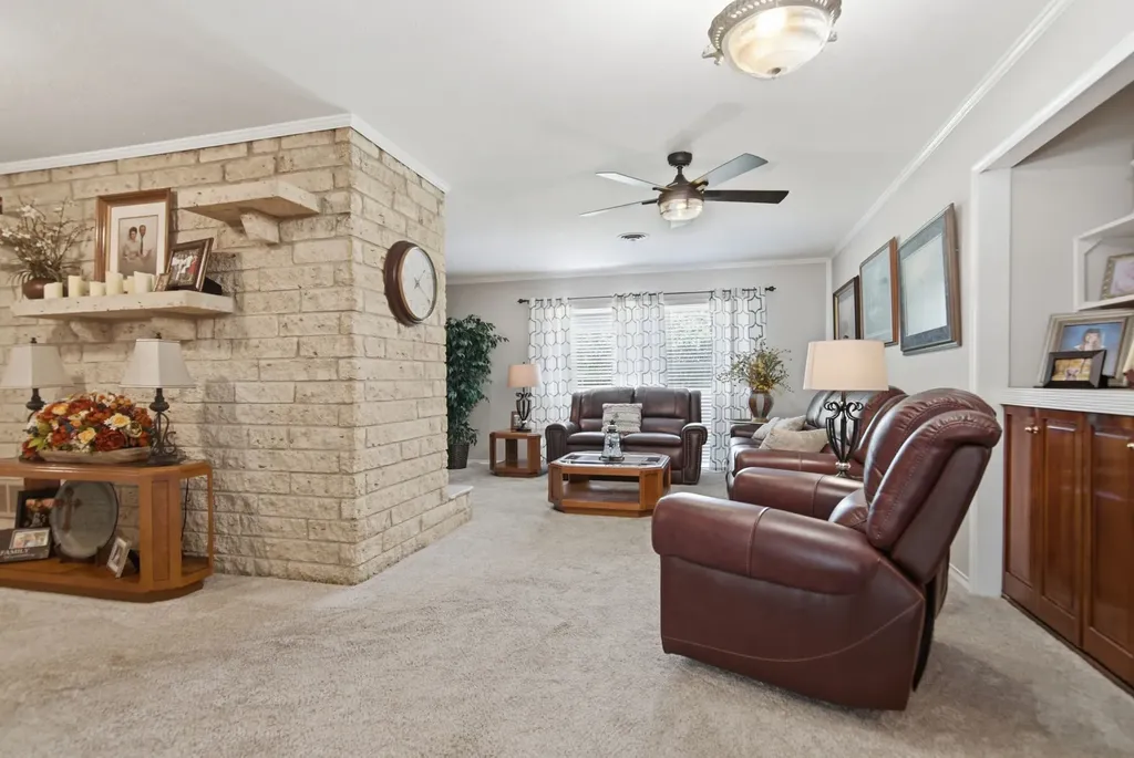 4100 Big Bend Trail Lake Worth TX 76135