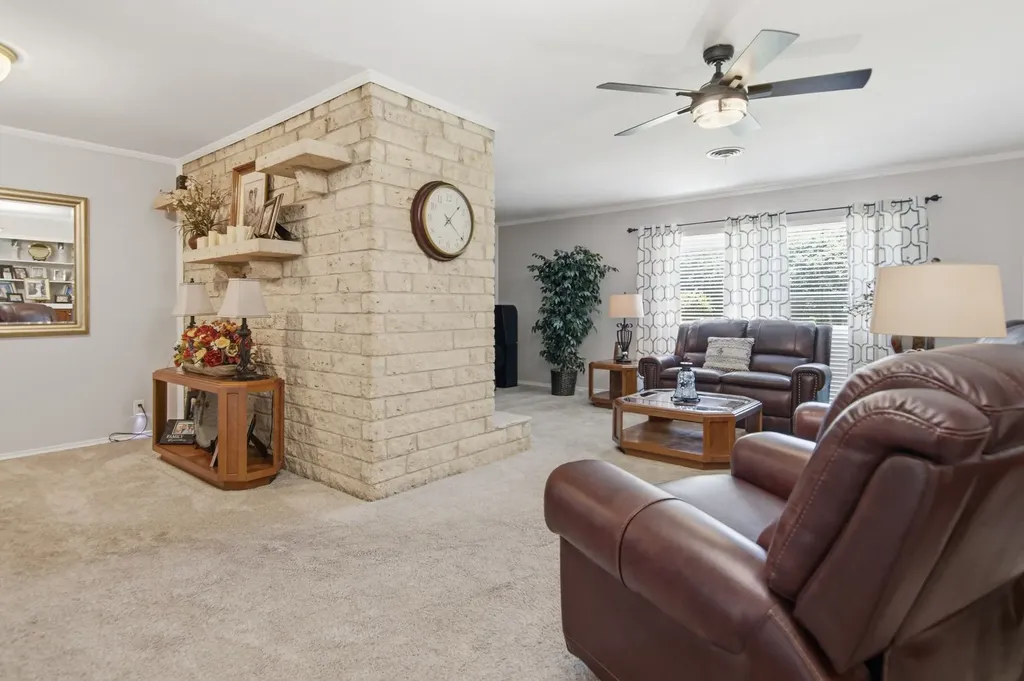 4100 Big Bend Trail Lake Worth TX 76135
