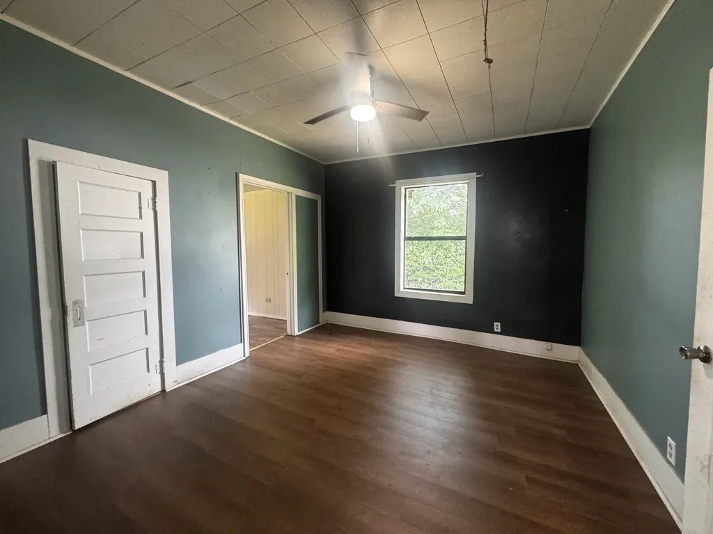 414 W 4th Street Mt Pleasant TX 75455