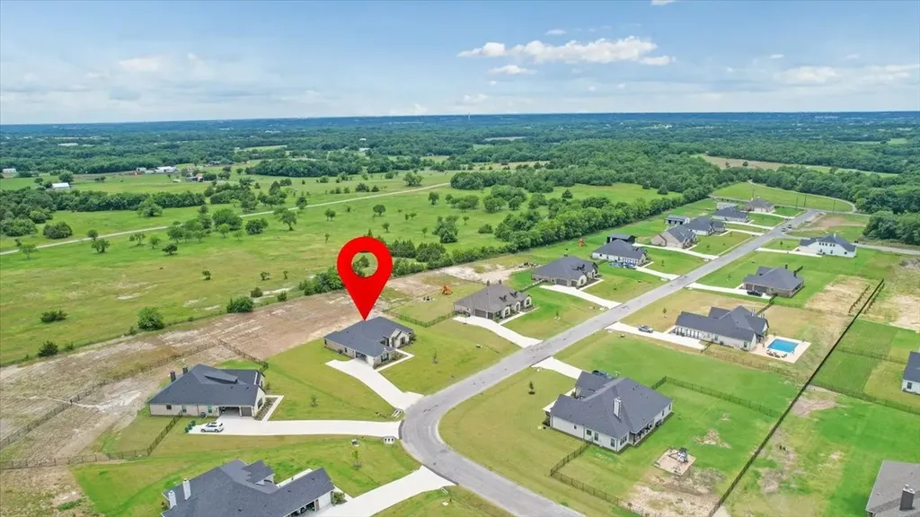 1080 Julian Drive Van Alstyne TX 75495