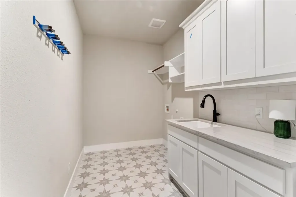1080 Julian Drive Van Alstyne TX 75495
