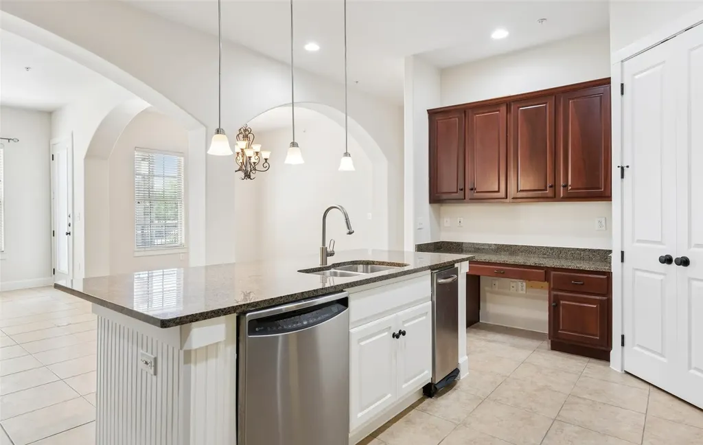 610 Via Ravello Irving TX 75039