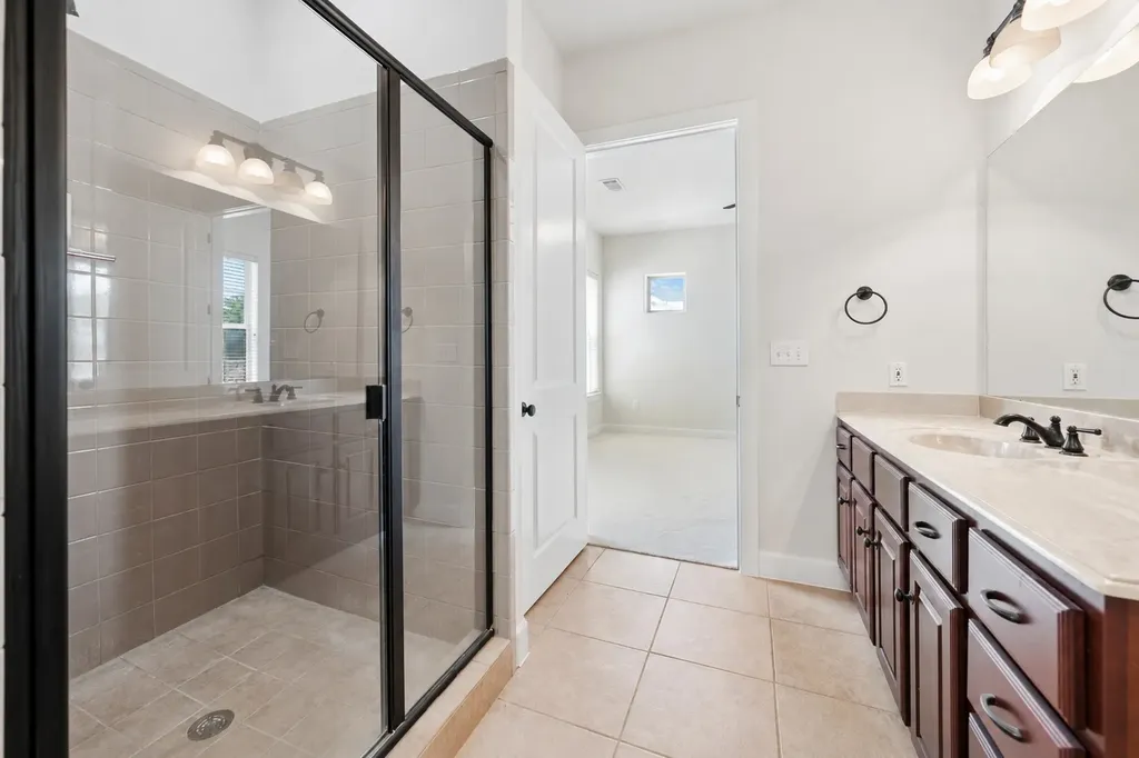 610 Via Ravello Irving TX 75039