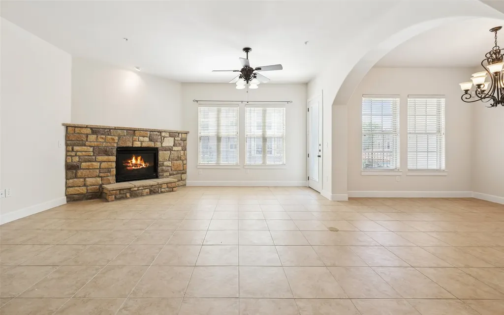 610 Via Ravello Irving TX 75039