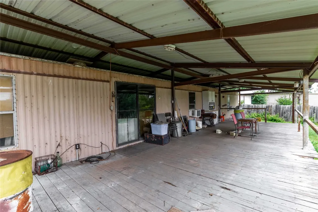 4500 Lake Shore Drive May TX 76857