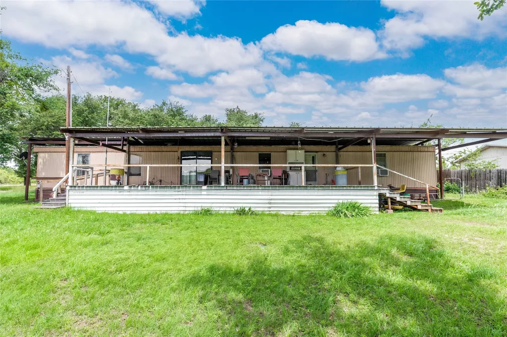 4500 Lake Shore Drive May TX 76857