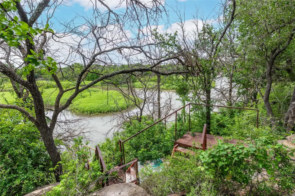 4500 Lake Shore Drive May TX 76857