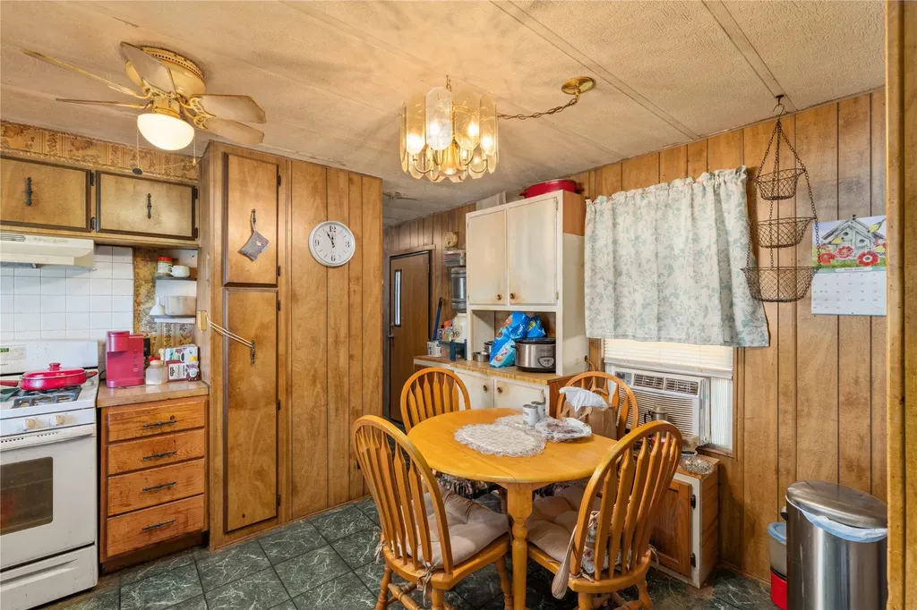 4500 Lake Shore Drive May TX 76857