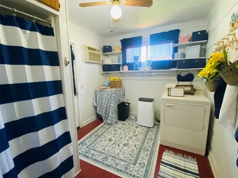 661 S 11th Avenue Munday TX 76371