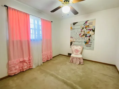 661 S 11th Avenue Munday TX 76371