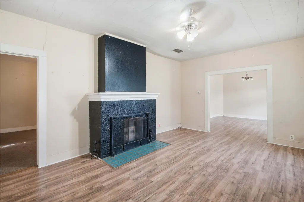 1307 S Seaman Street Eastland TX 76448