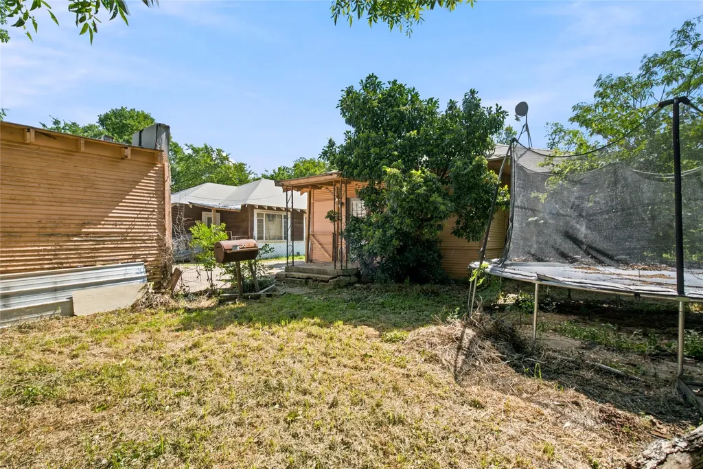 1307 S Seaman Street Eastland TX 76448