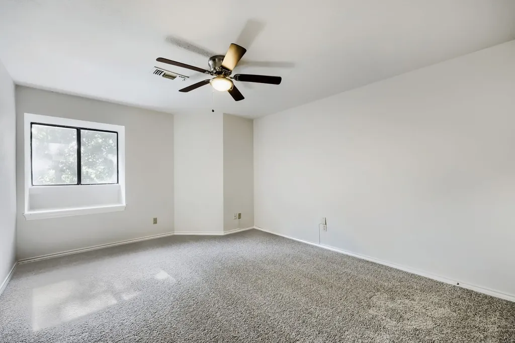 624 Bent Creek Drive Desoto TX 75115