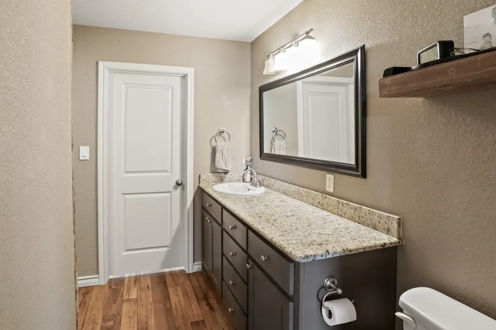 131 Katy Emory TX 75440