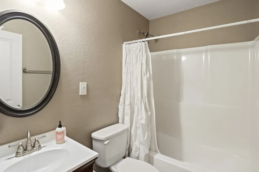 131 Katy Emory TX 75440