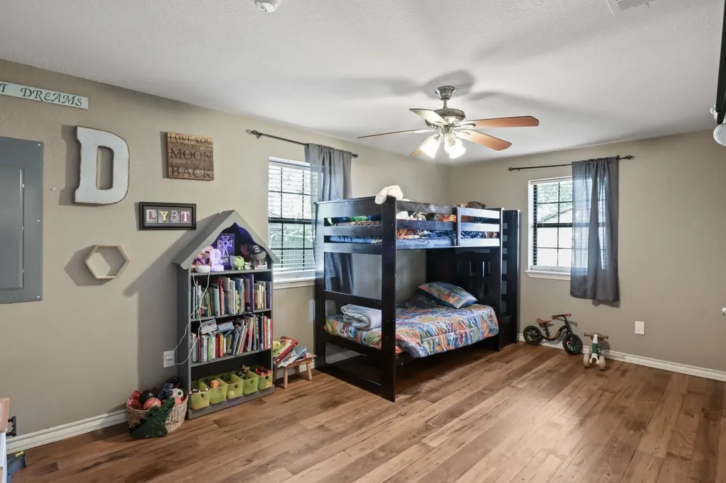 131 Katy Emory TX 75440