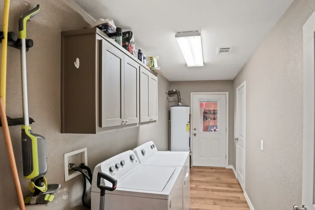 131 Katy Emory TX 75440