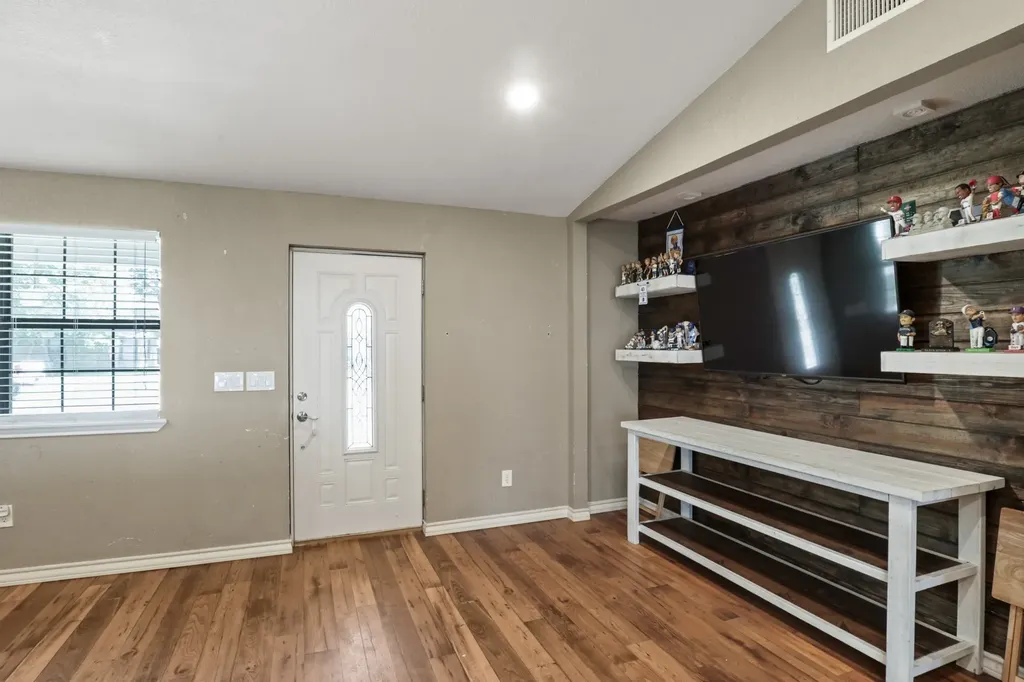 131 Katy Emory TX 75440