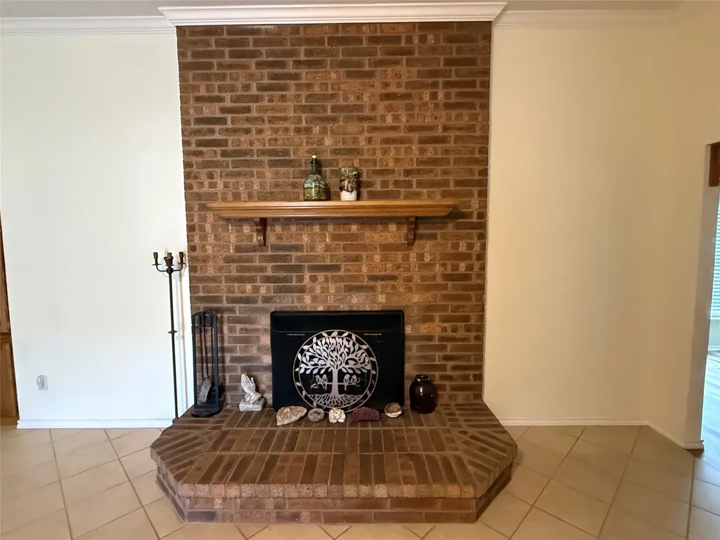 1192 Deer Trail Glen Rose TX 76043