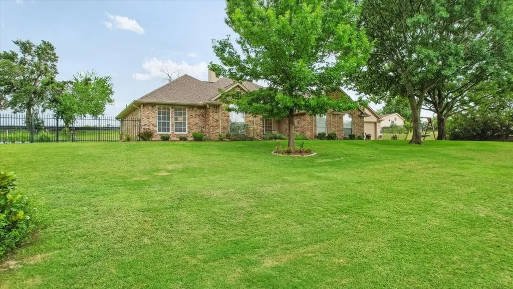 416 Hurricane Creek Circle Anna TX 75409