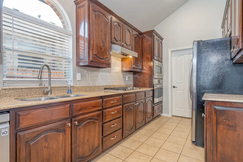 10025 Grey Crow Drive Fort Worth TX 76177
