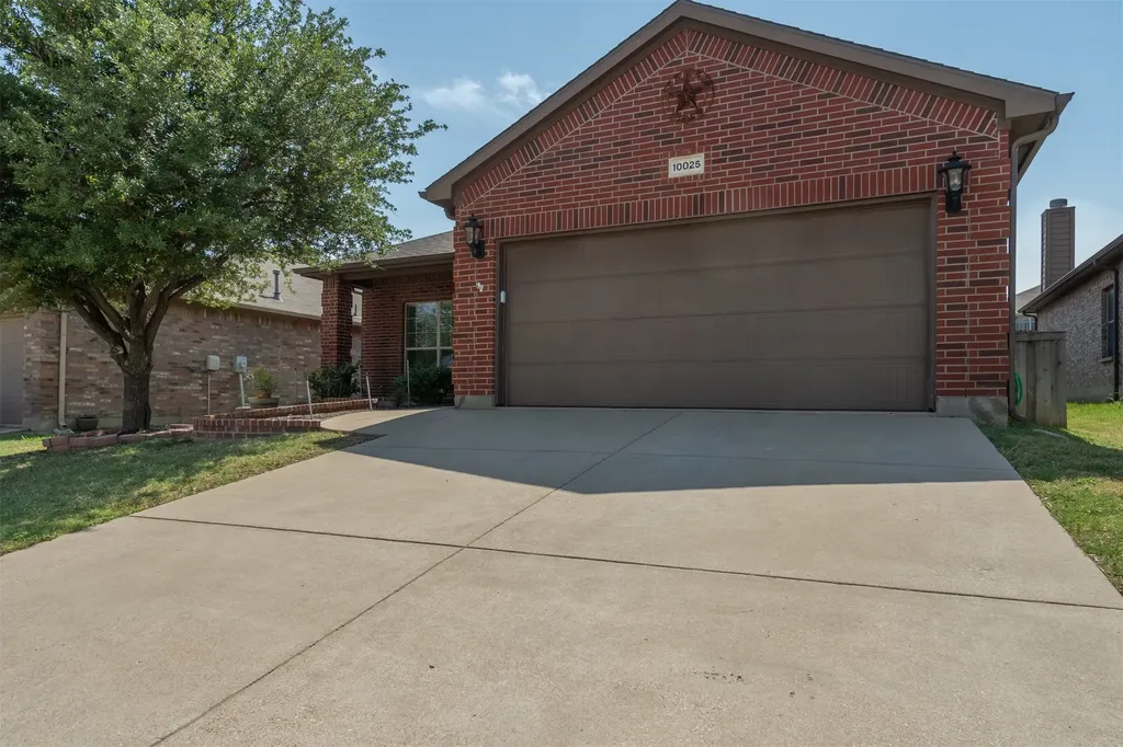 10025 Grey Crow Drive Fort Worth TX 76177