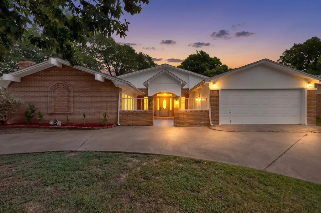 3317 Old Hickory Trail Forest Hill TX 76140