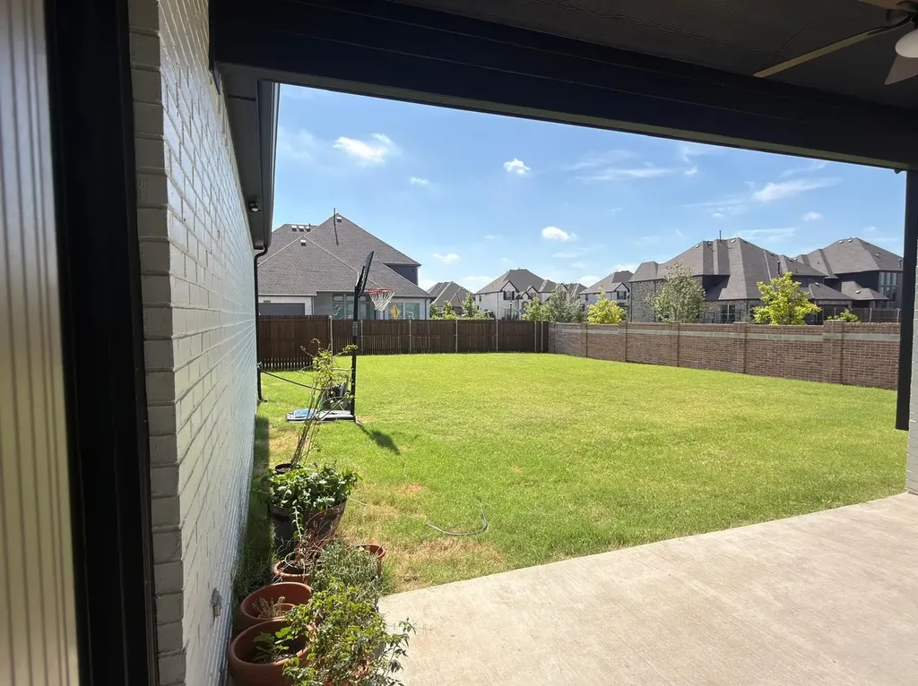 14902 Hometown Drive Frisco TX 75035