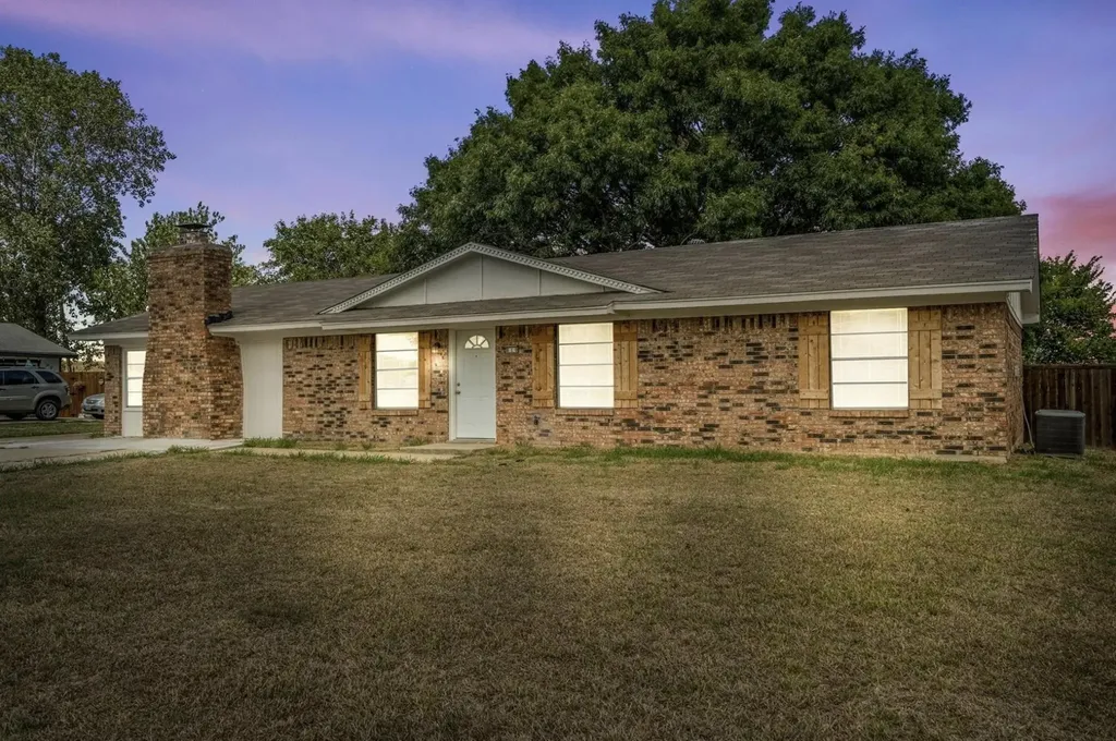 810 S Western Hills Drive Howe TX 75459