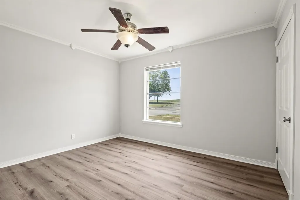 810 S Western Hills Drive Howe TX 75459