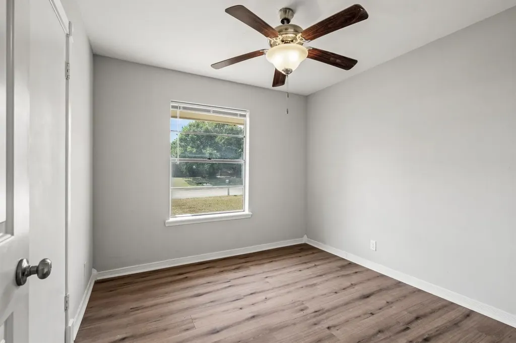 810 S Western Hills Drive Howe TX 75459