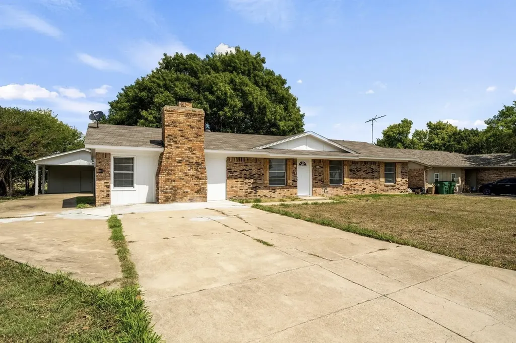 810 S Western Hills Drive Howe TX 75459