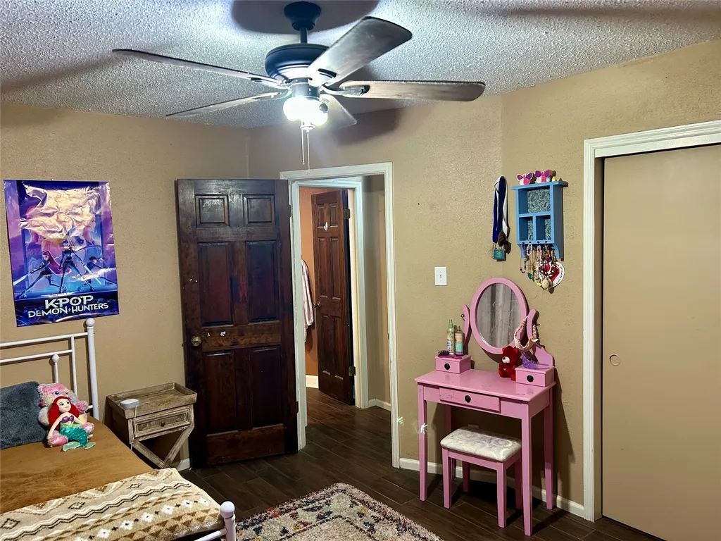 285 N Avenue B Crawford TX 76638