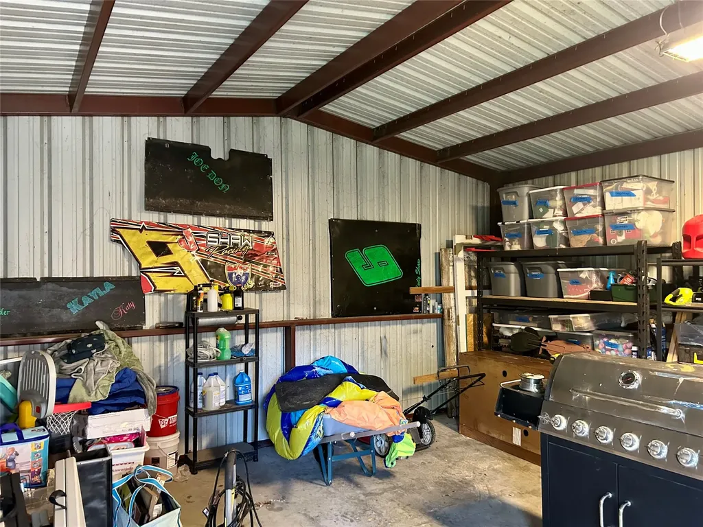 285 N Avenue B Crawford TX 76638