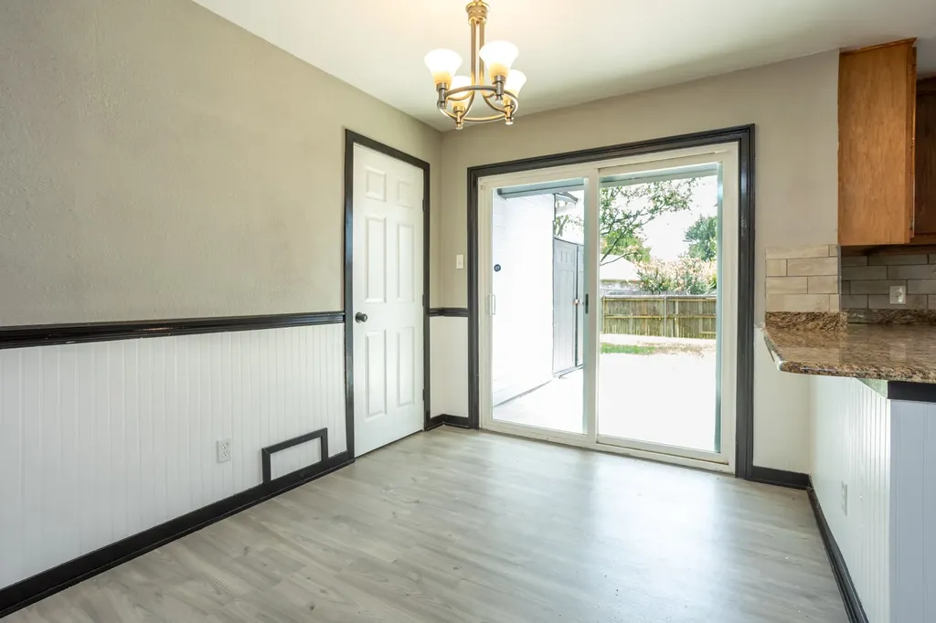 1206 Oakbluff Drive Lancaster TX 75146