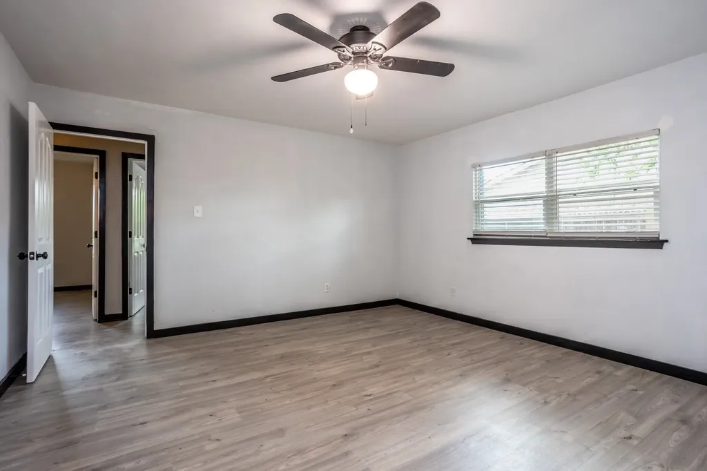 1206 Oakbluff Drive Lancaster TX 75146
