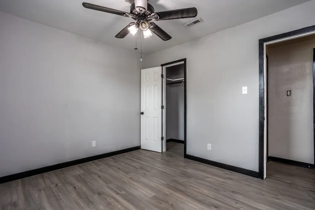 1206 Oakbluff Drive Lancaster TX 75146