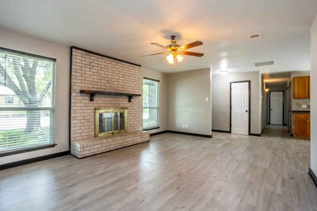 1206 Oakbluff Drive Lancaster TX 75146